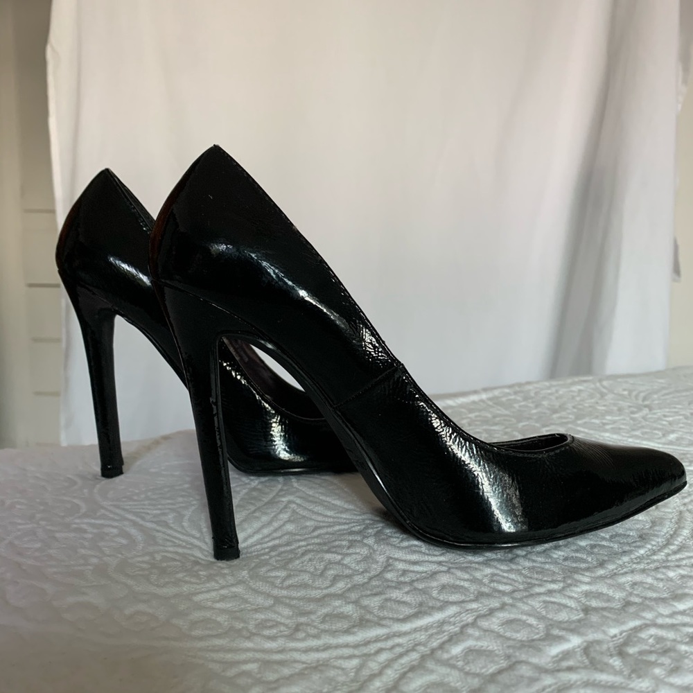 Patent Leather Black Pump Heels size 6 1/2